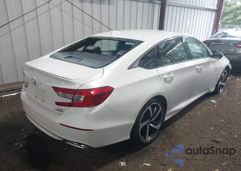 2018 Honda Accord Sport 2.0T из США, поврежденный, VIN 1HGCV2F39JA015184